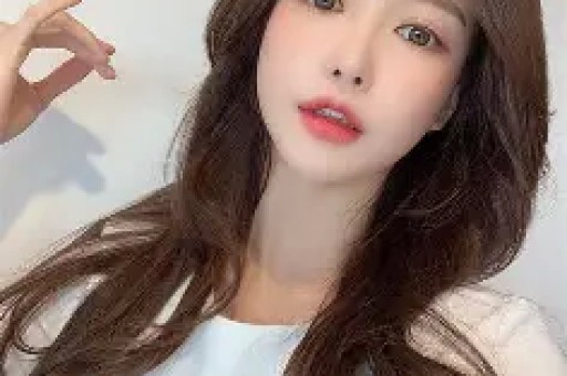 关晓彤被内涵潜规则:更可怕的是所有人都在等塌房